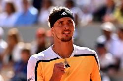 开云体育官方网站-关于西班牙网球队完胜意大利网球队，兹维列夫关键制胜的信息