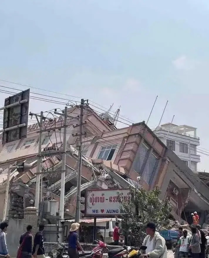 关于泰国曼谷天然气泄漏，导致多栋建筑起火的信息