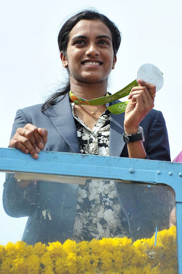 印度羽毛球队轻取印尼羽毛球队，辛杜制霸全场的简单介绍