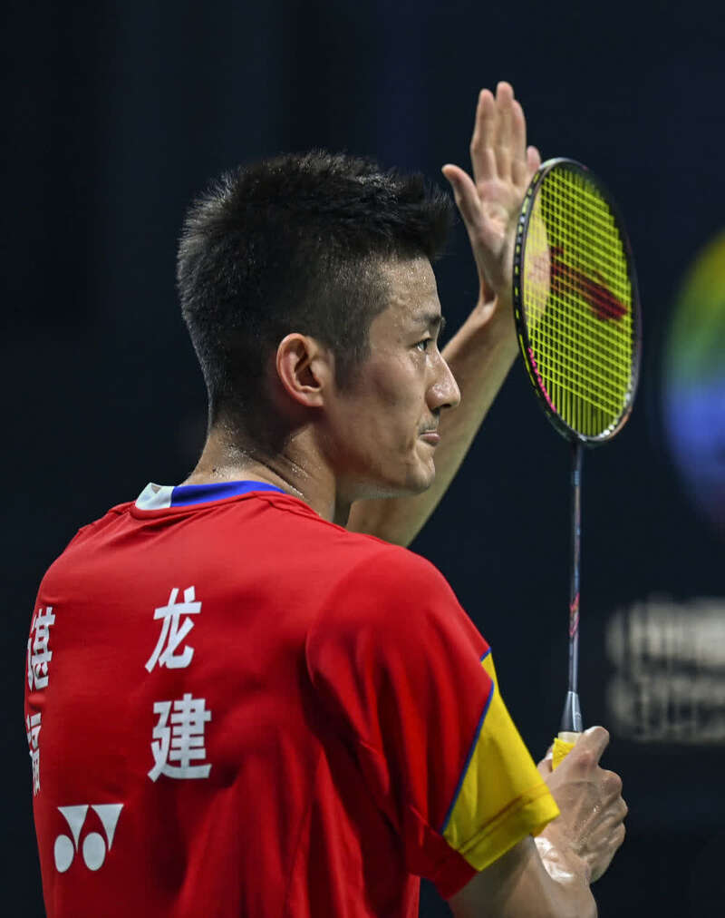 关于马来西亚羽毛球队翻盘中国羽毛球队，谌龙送出助攻的信息
